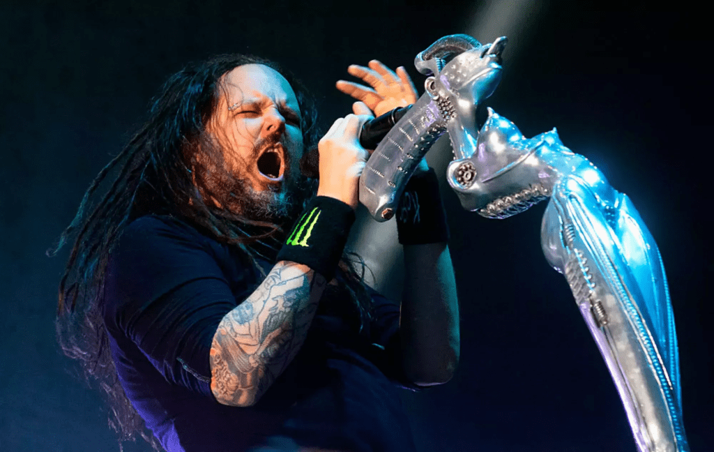 Ibrahim Mohamed Issa- Jonathan Davis  Korn